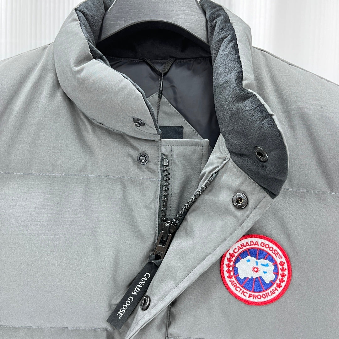 Canada Goose Sleeveless Jacket