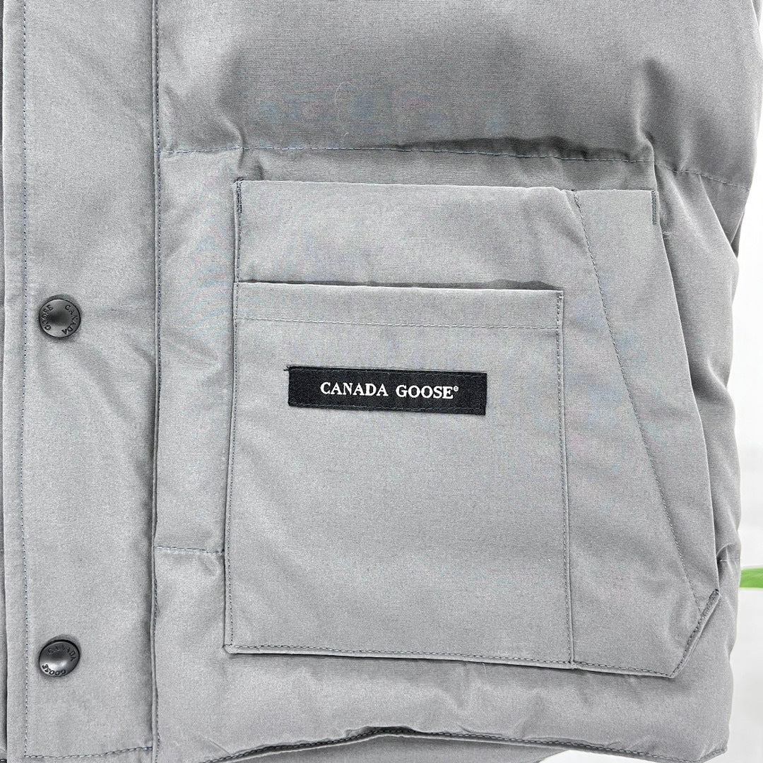 Canada Goose Sleeveless Jacket